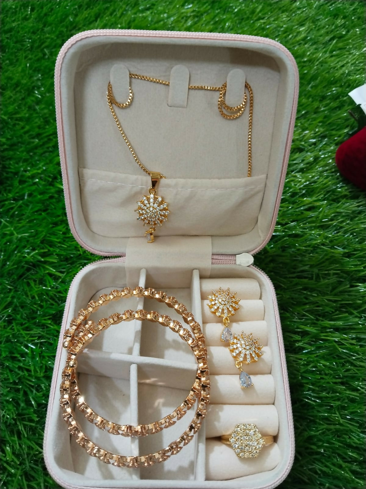 Jewelry Box With Set & Bracellet | Women Jewelry | Small | New