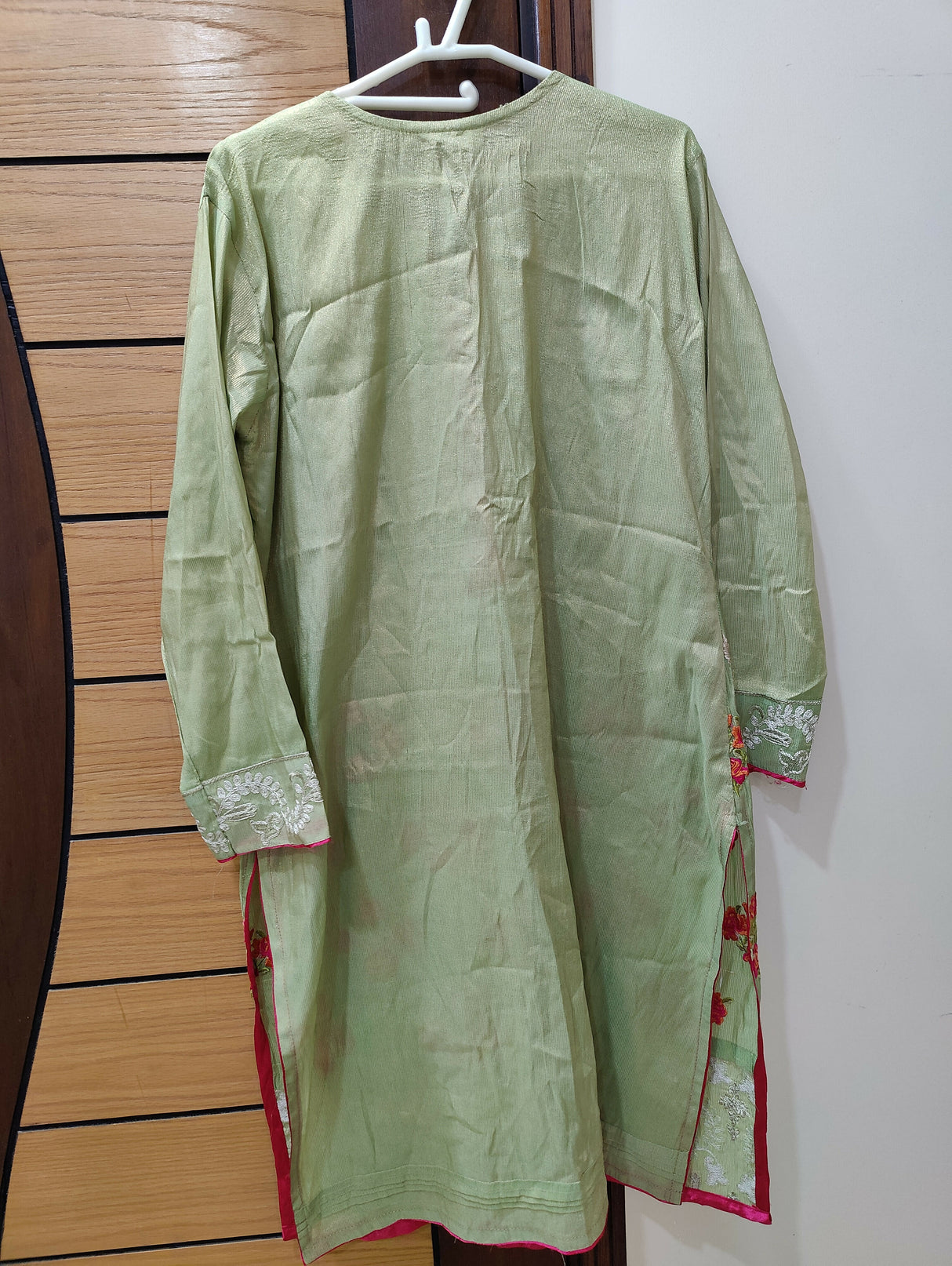 Embroidered Beautiful Kurta | Women Locally Made Kurta | Medium | Worn Once