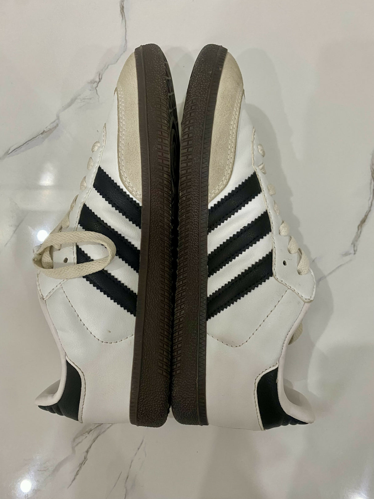 Adidas Samba Shoes | Women Shoes | Sports Shoes & Joggers | Size: US 8 | White | Preloved