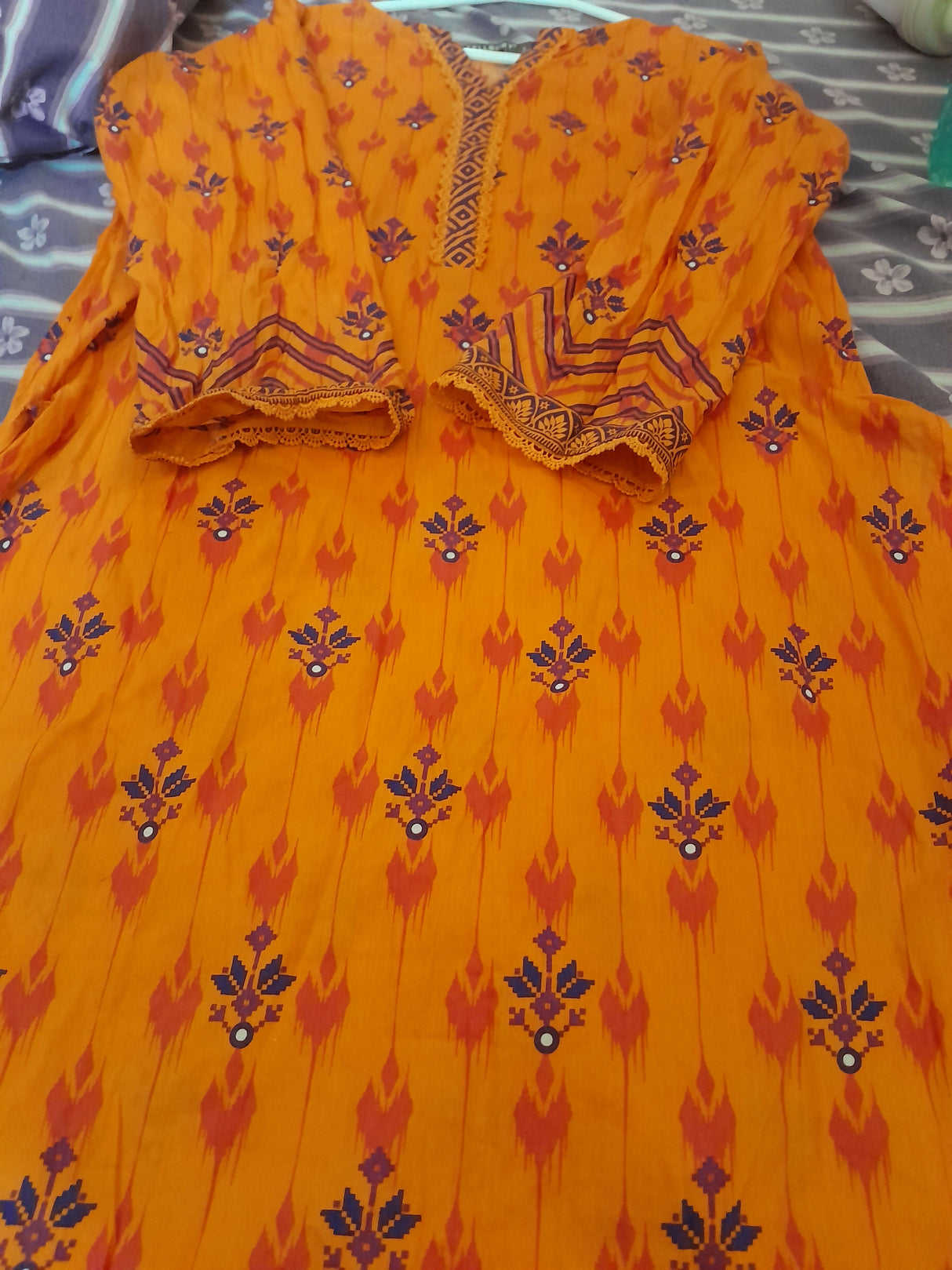 Zellbury | Women Branded Kurta | Small | Preloved