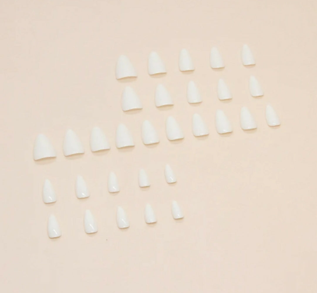 Press on nails set- (N 103,132,116,135) | Women Accessories | Nails | Brand New