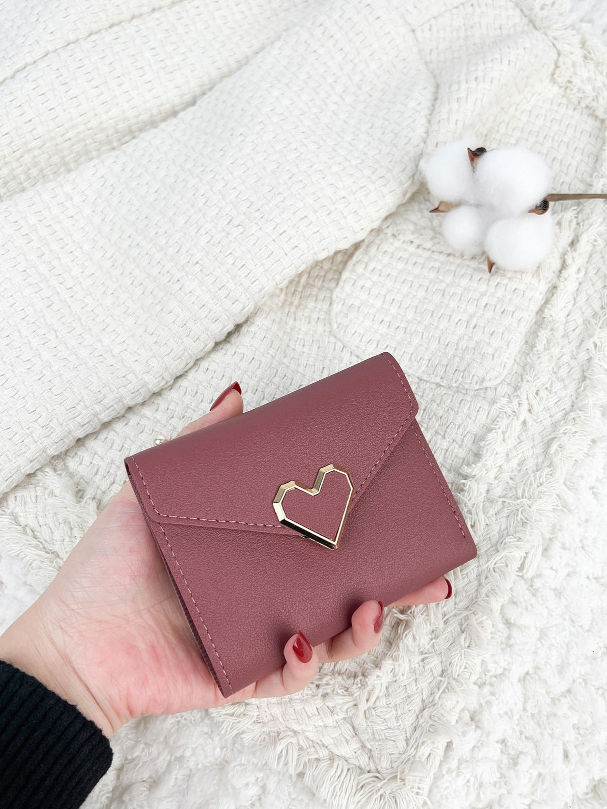 Buy SHEIN Metal Heart Small Wallet Coin Pocket Small Purse Bifold Women Wallet Mini Lightweight Minimalist Fashion Modern in Pakistan