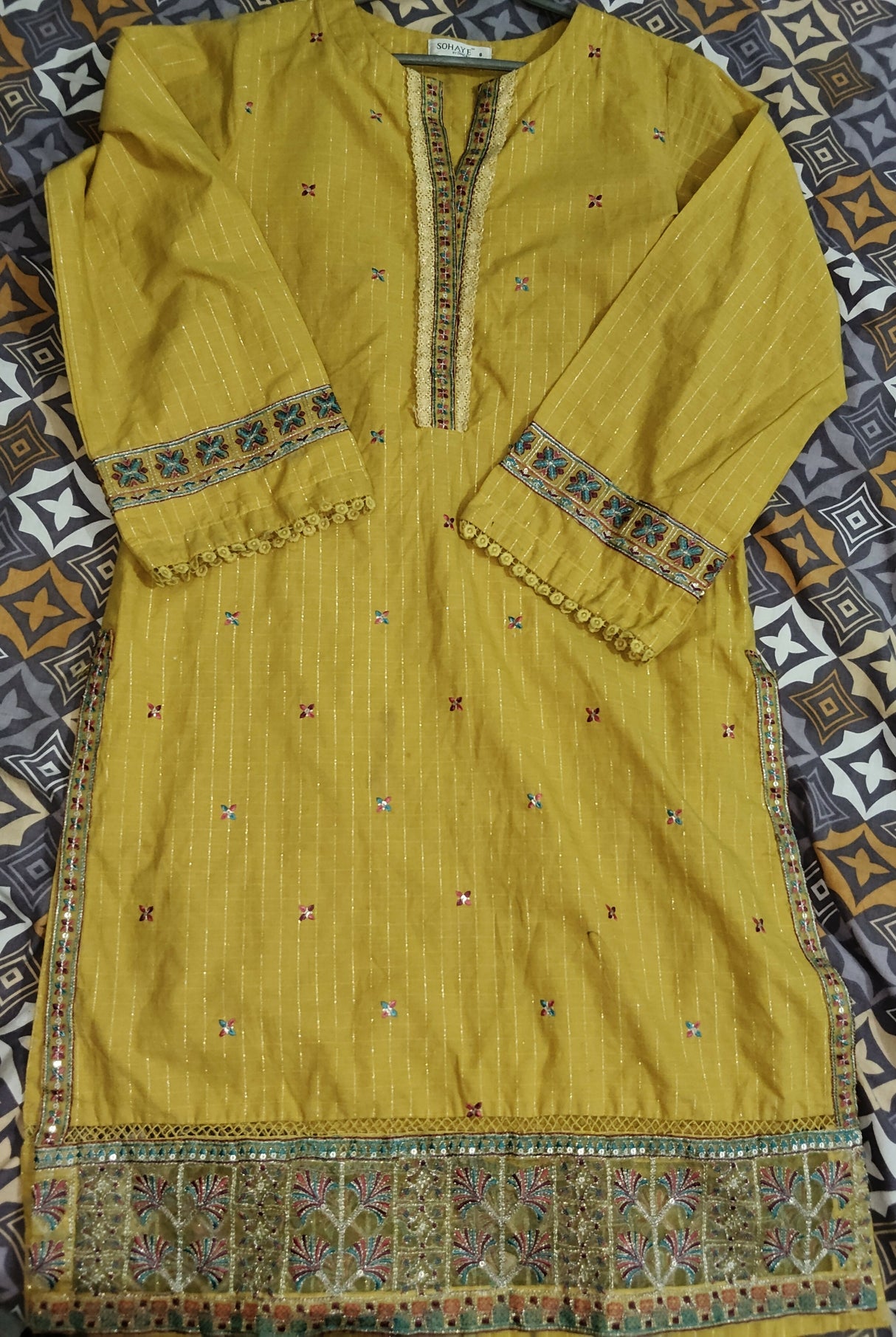 Sohaye by Diners | Women Branded Kurta | Mustard | Small | Worn Once