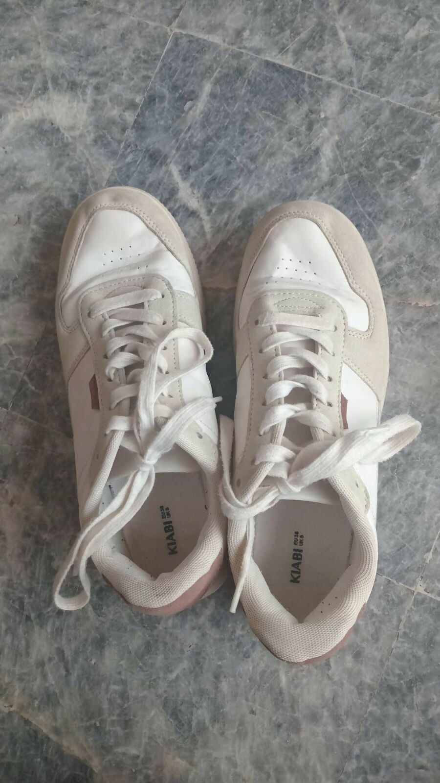 White Shoes | Women Shoes | Casual Shoes | Size: 38 | Preloved