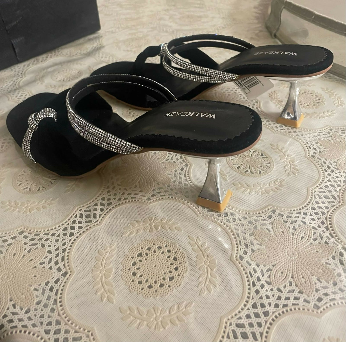 ED41F20B-00EA-43A3-A30F-5FC3AE464001