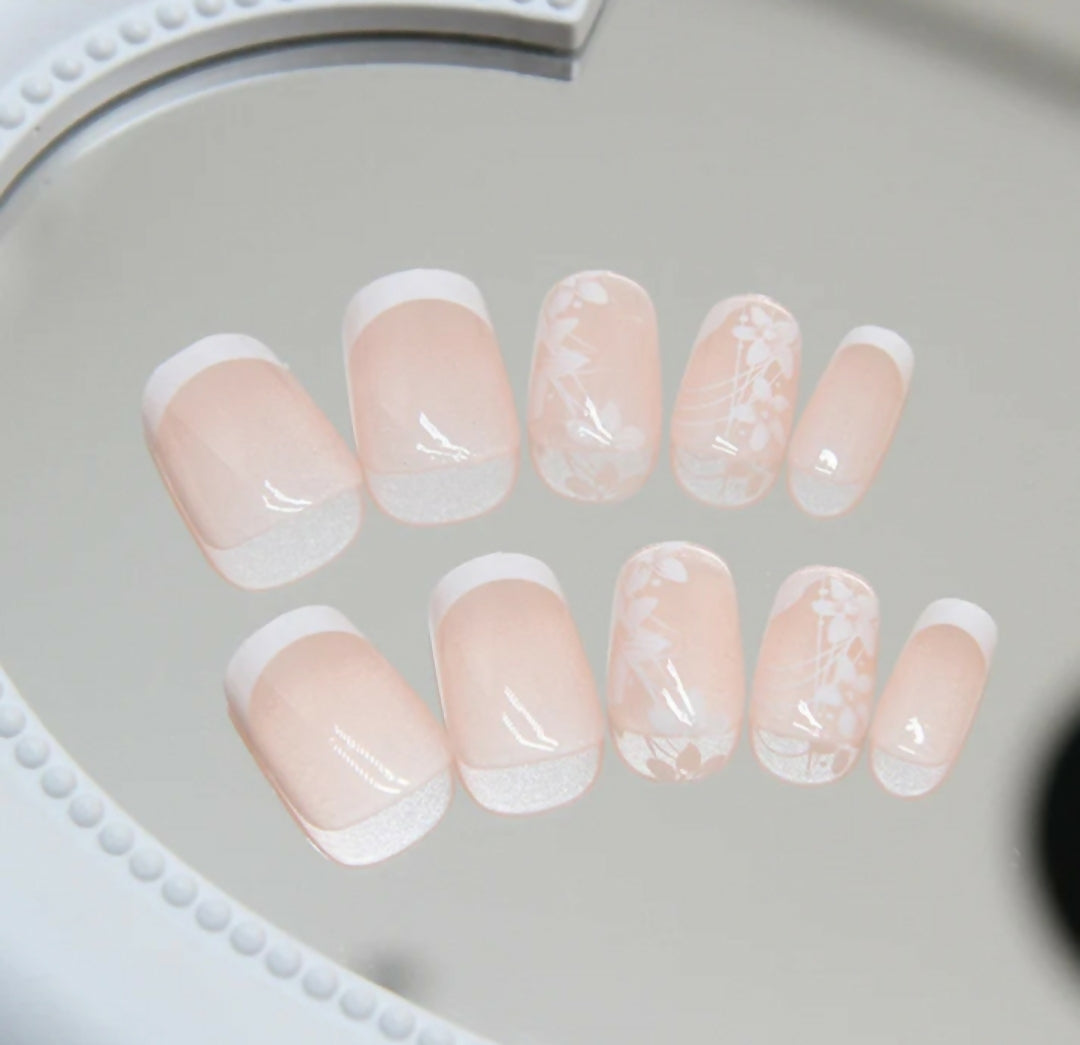 Press on nails set- (N 249,108,104,163) | Women Accessories | Nails | Brand New