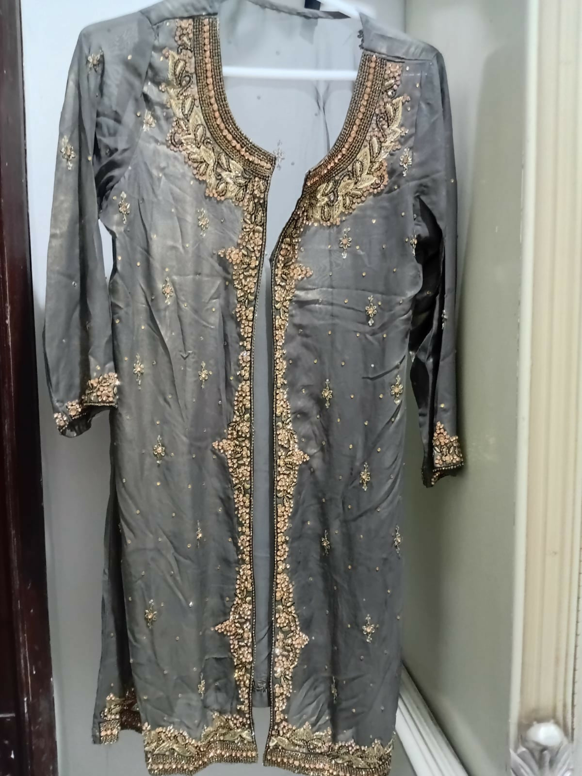 Beautiful Grey Fancy | Women Locally Made Formals | Medium | Worn Once