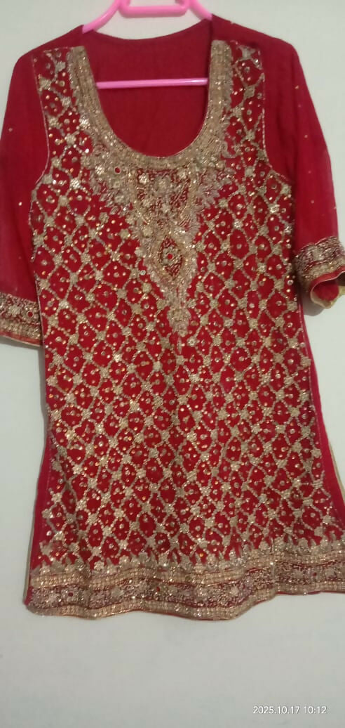 Red Beautiful Baraat Lehnga | Women Bridals | Medium | Worn Once