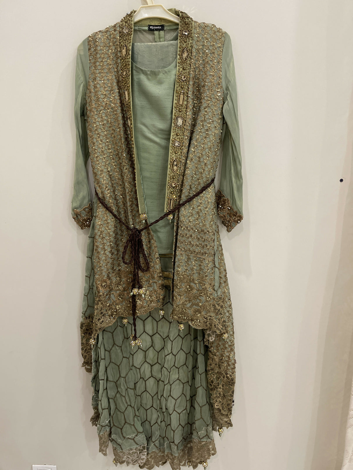 Naqoosh | Women Branded Formals | XSmall | Worn Once