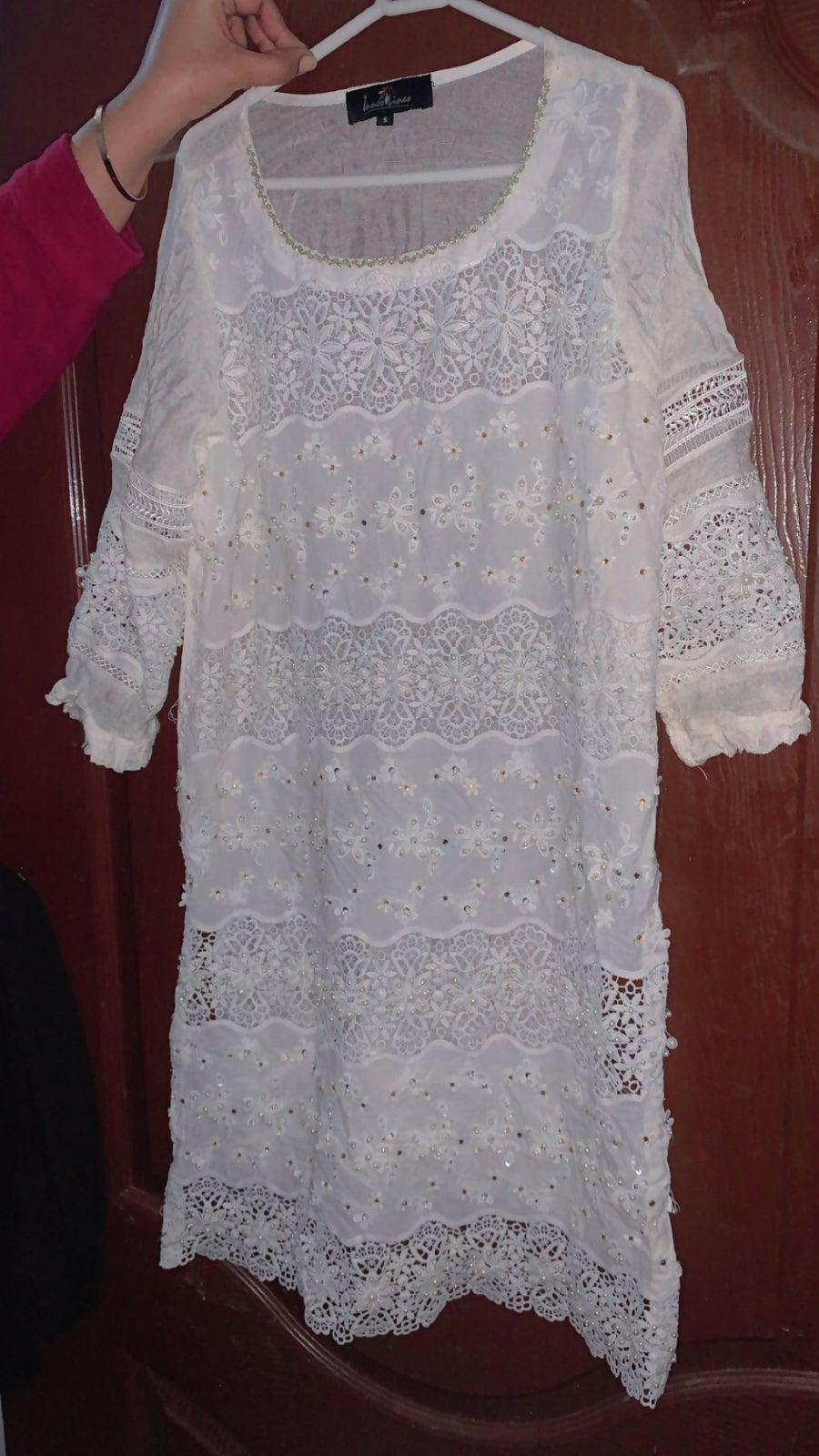 Embroidered Pulse Work | Women Locally Made Kurta | Large | Preloved