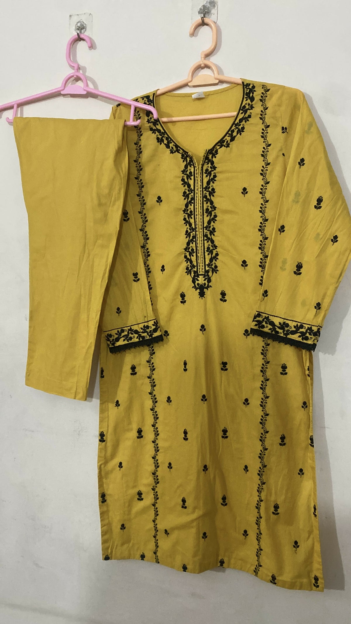 Kayseria | Women Branded Kurta | Mustard | Large | Preloved