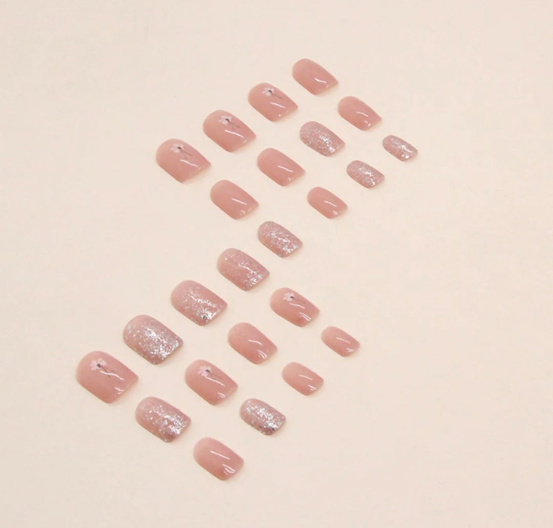 Press On Nails Set- N110 | Women Accessories | Nails | Brand New