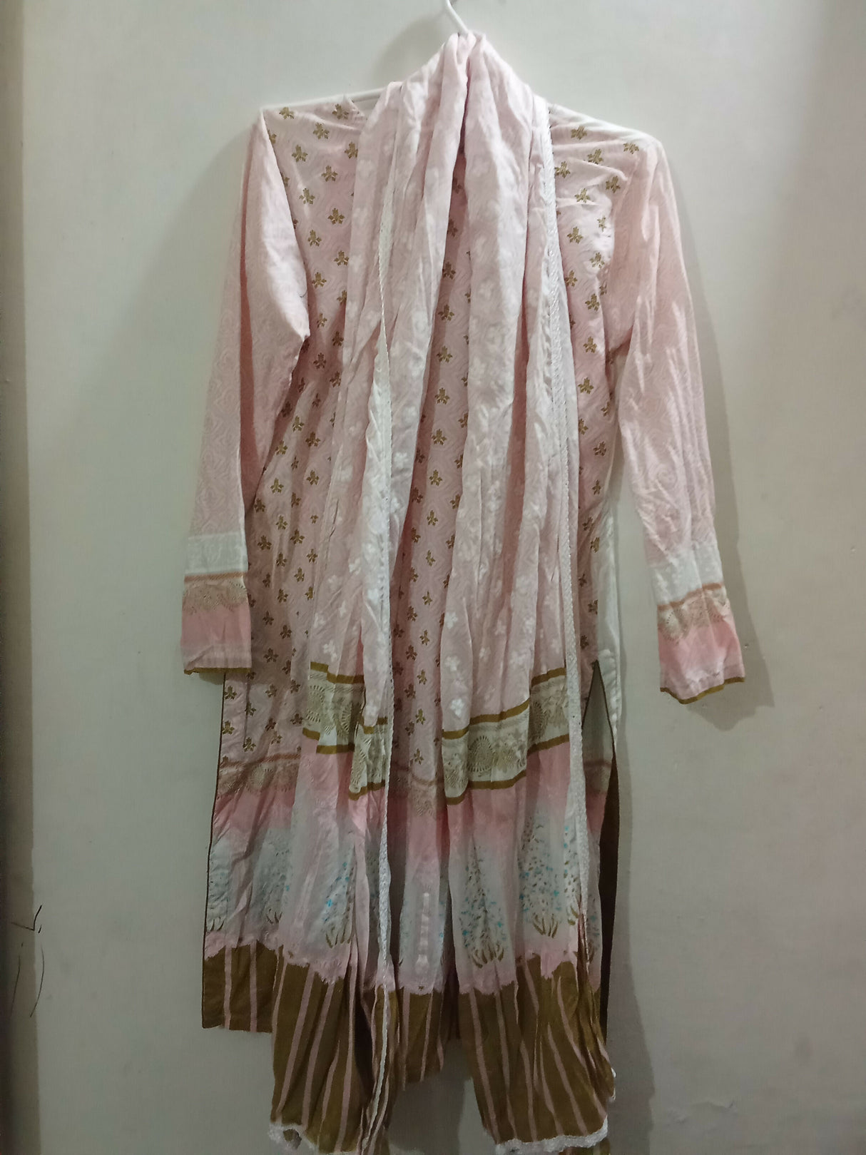 Gul Ahmed | Women Branded Kurta | Medium | Worn Once