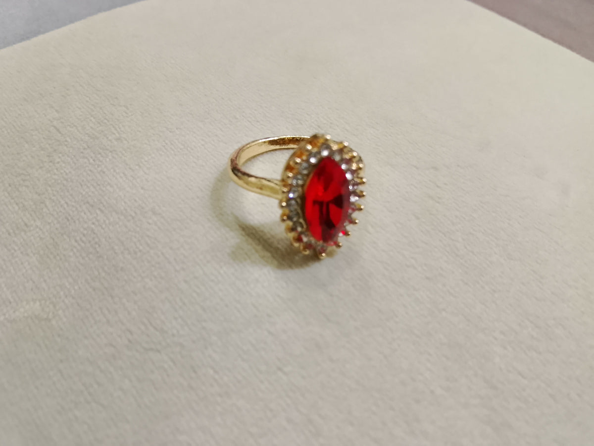 Sparkling Statement Ring | Women Jewelry | Rings | Worn Once
