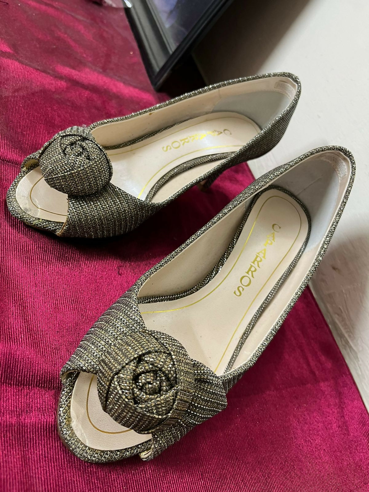 Capparos (USA) | Dull Gold Shiny Heels | Women Shoes | Size: 6.5 | Preloved