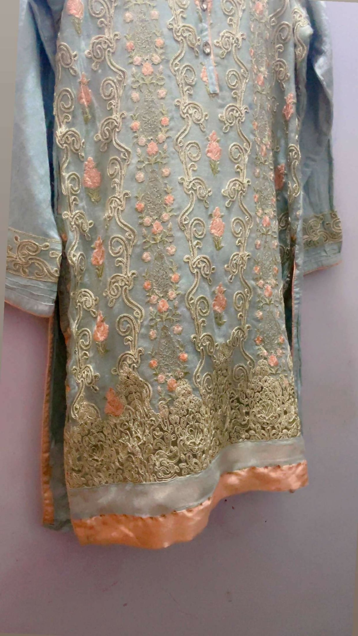 Women Embroidered Shirt | Women Locally Made Formals | Medium | Multicolor | Preloved