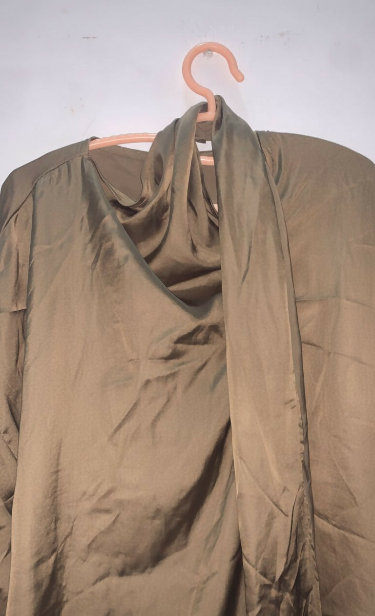 Beechtree Silk Top with Hijab /Staller | Women Tops & Shirts | Large | Preloved