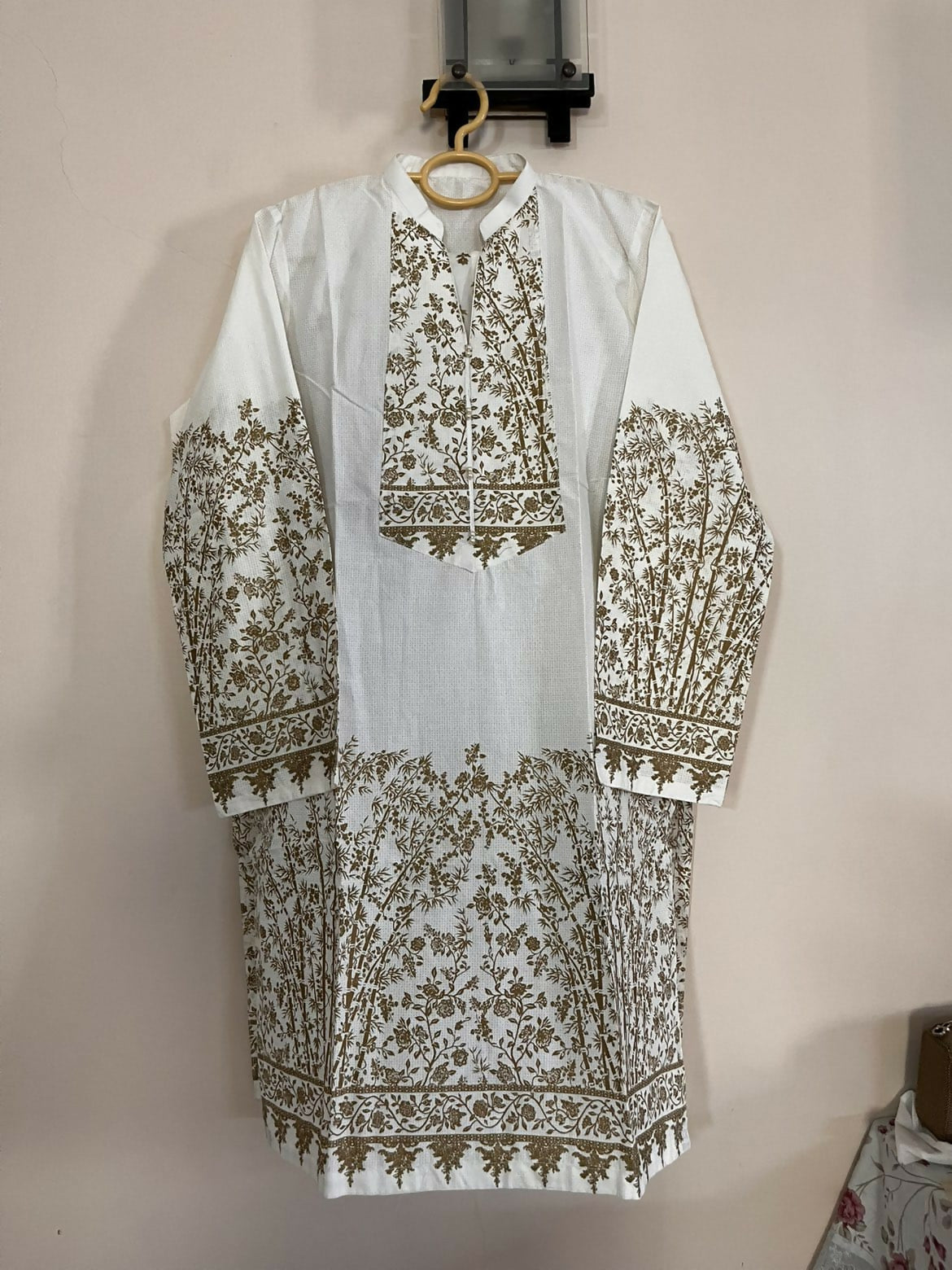 White and Gold Kurta | Women Locally Made Kurta | Large | Brand New