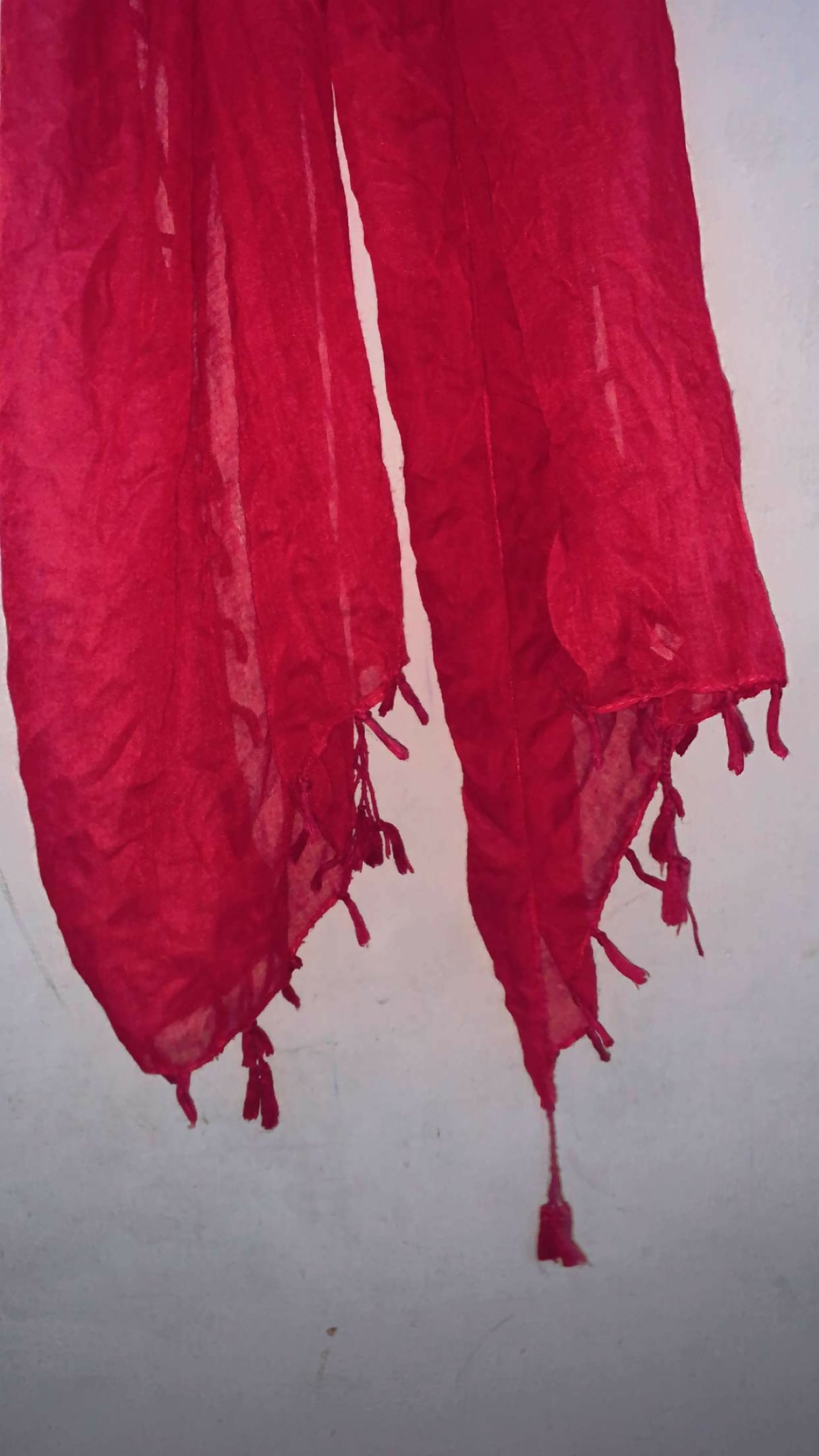 Red Stylish Staller/ Scarf | Women Accessories | Standard | Preloved