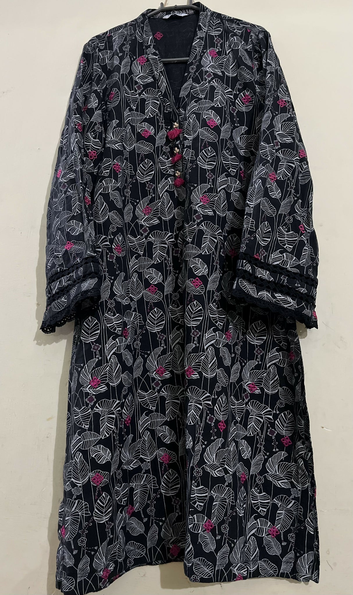 Sapphire | Women Branded Kurta | Medium |Preloved