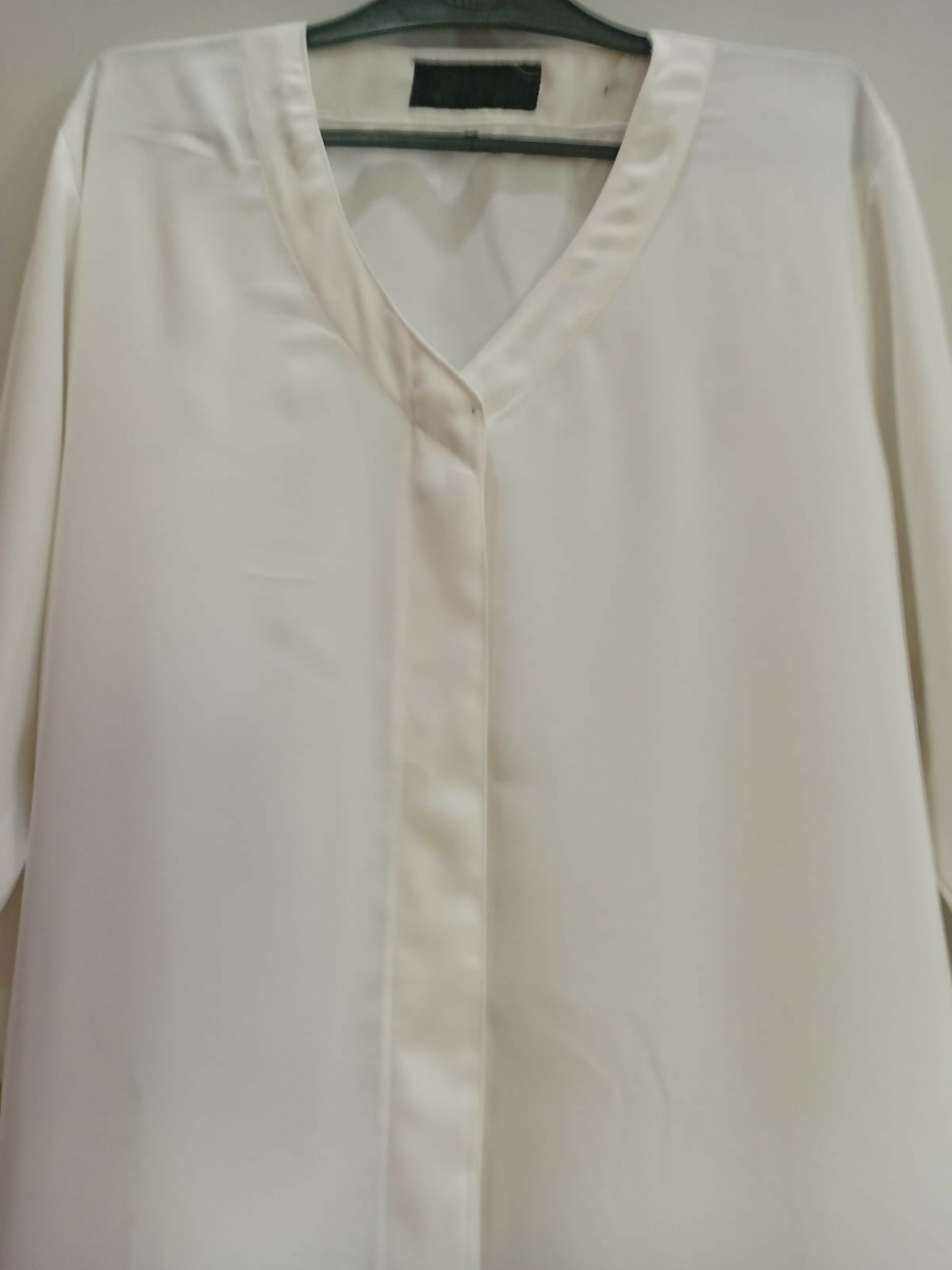 White Front Open Abaya with Stole | Women Accessories | Large | Brand New