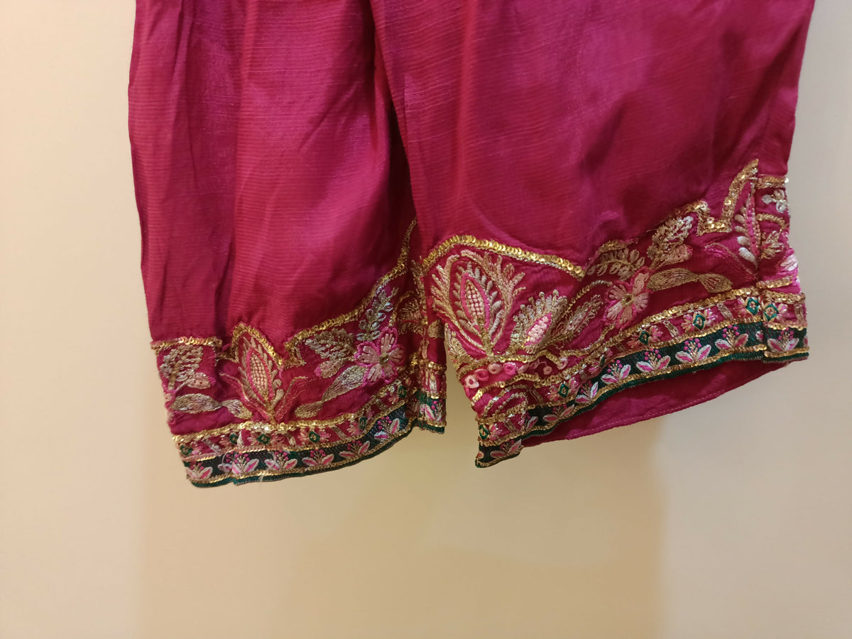 Agha Noor | Women Branded Kurta | Pink | Medium | Preloved
