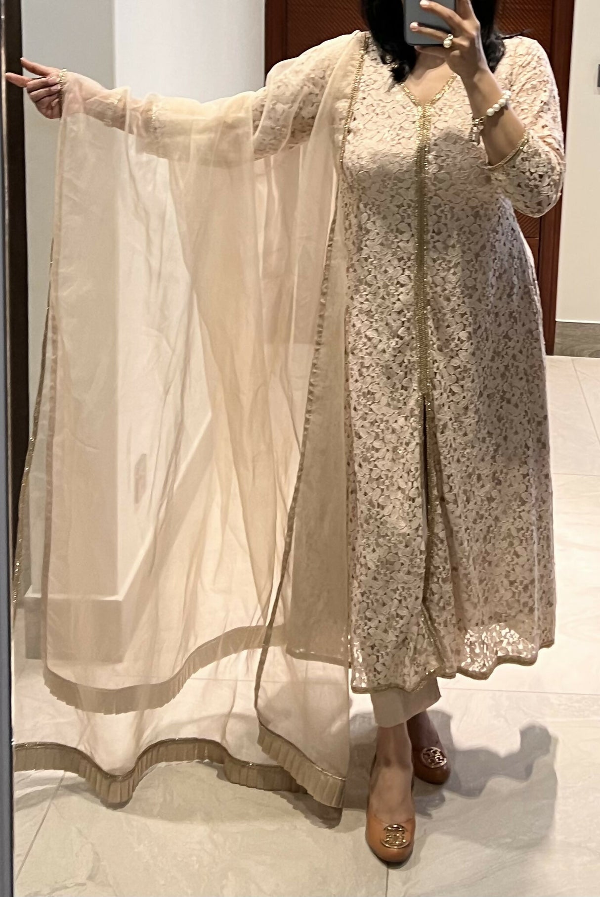 Formal Party wear Suit | Women Locally Made Formals | Medium | Preloved