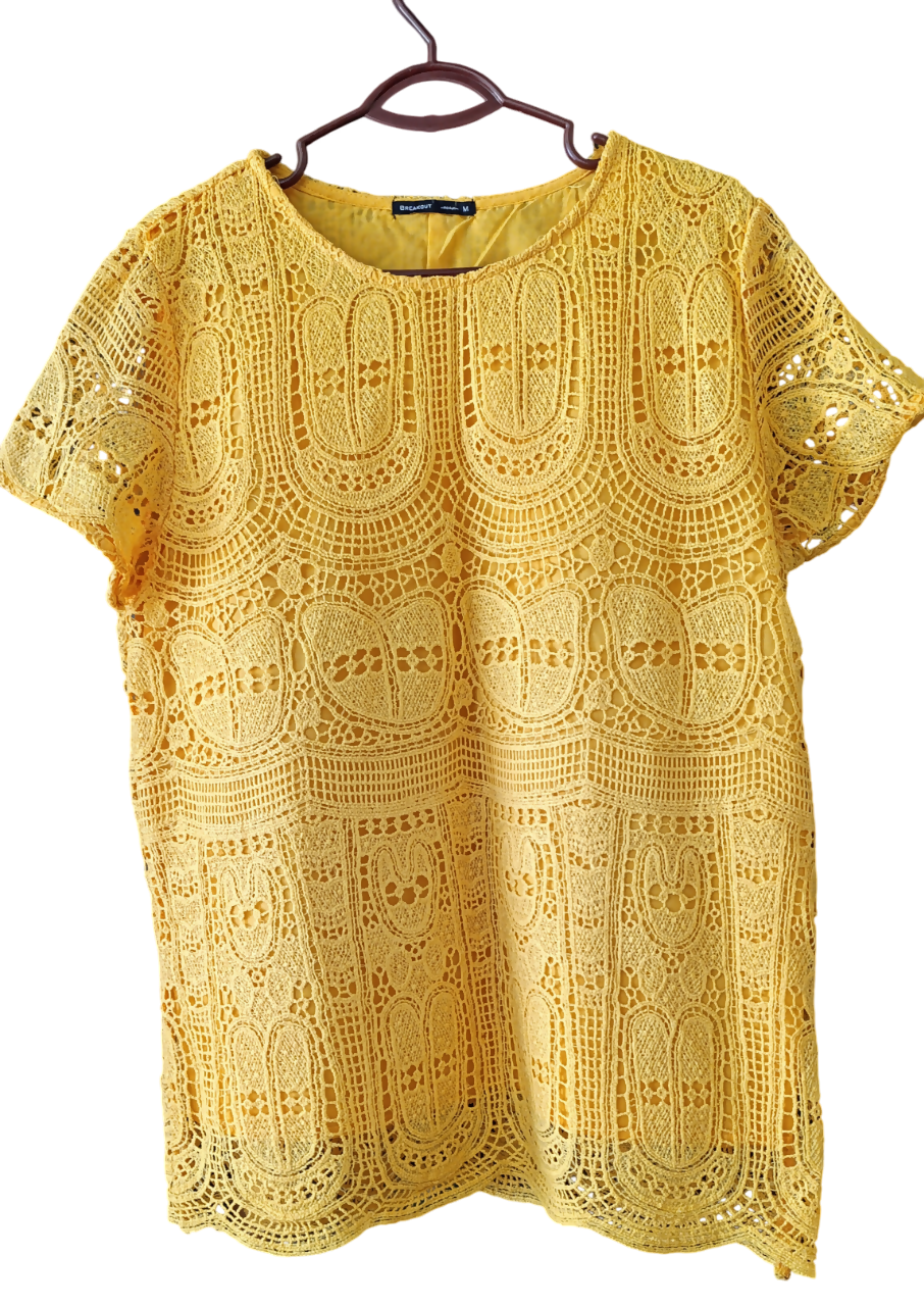 Breakout | Women Tops & Shirts | Medium | Worn Once