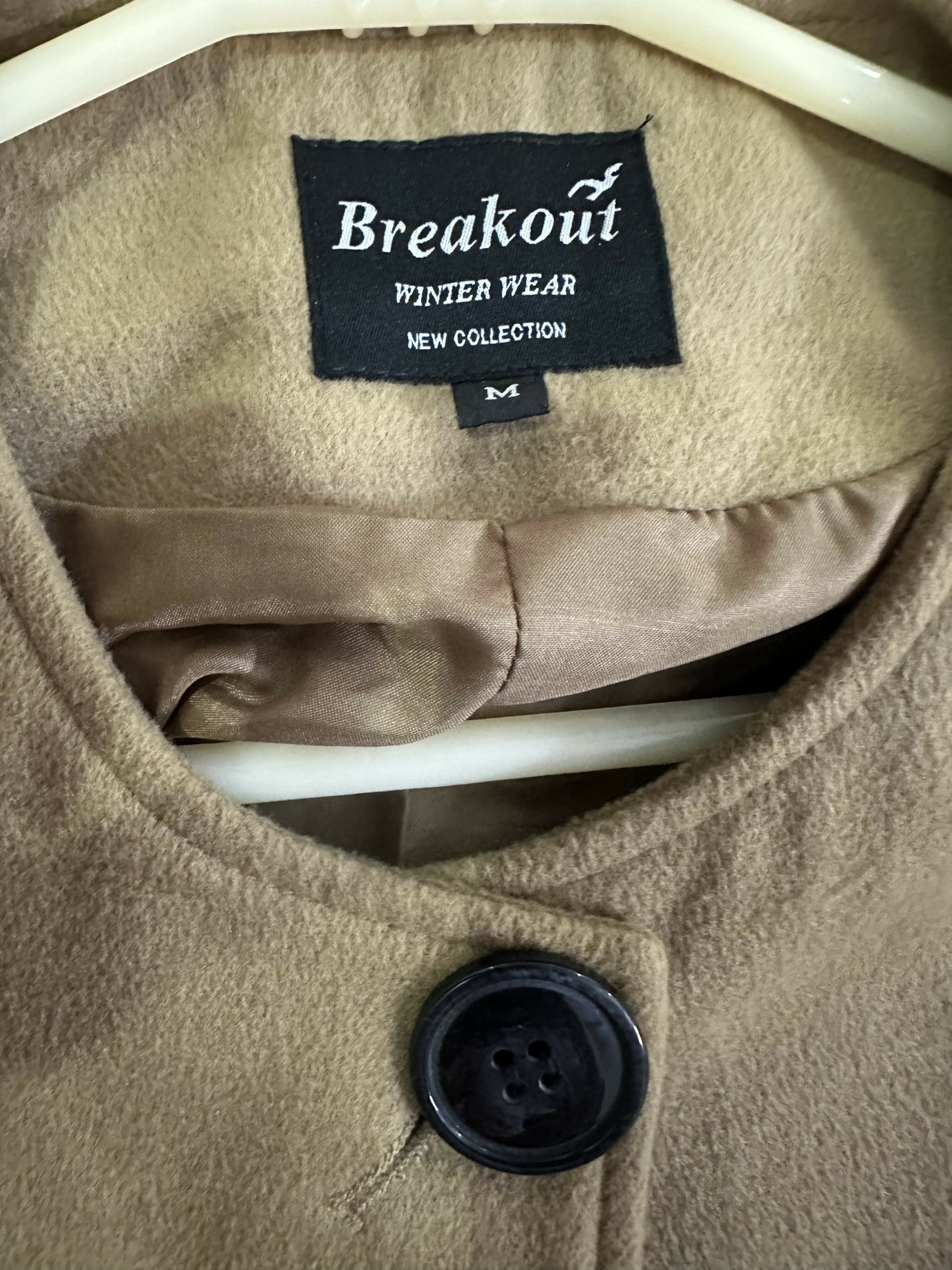Breakout Short Coat | Women Sweaters & Jackets | Medium | Preloved