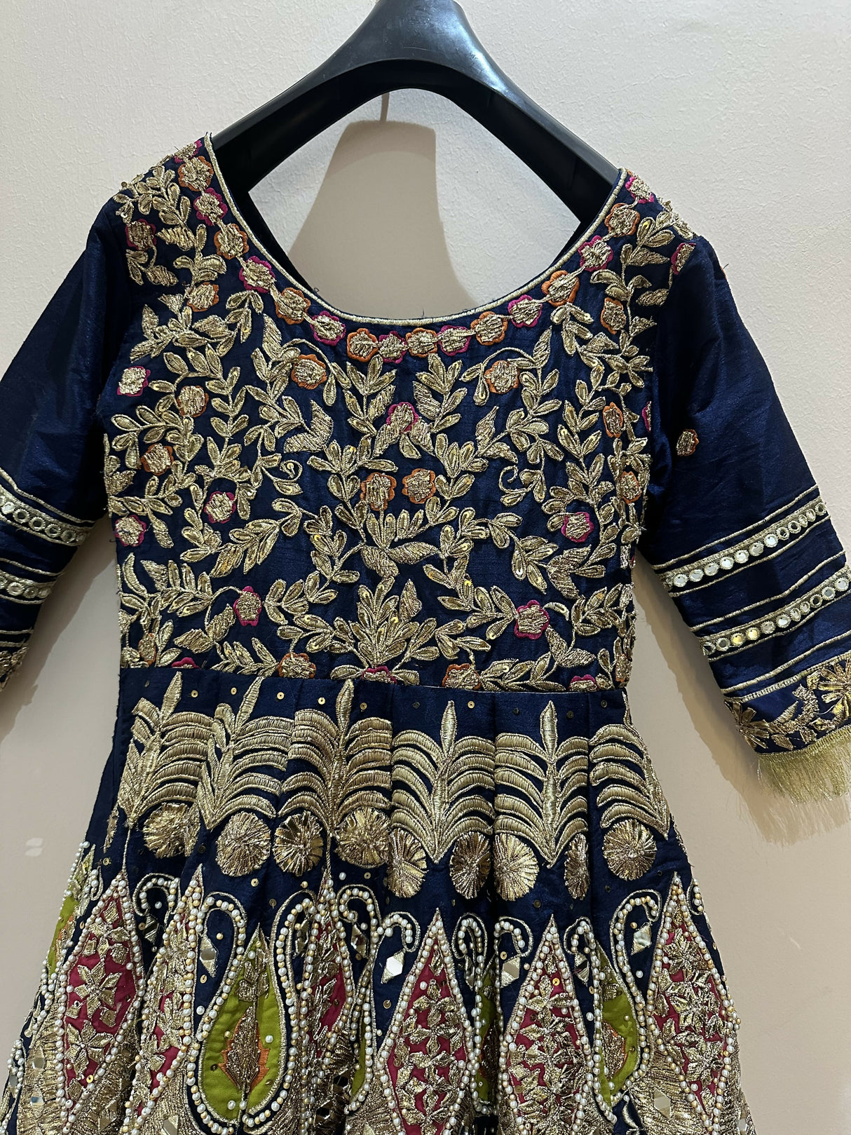 Bridal Mehndi Maxi | Women Bridals | Small | Preloved