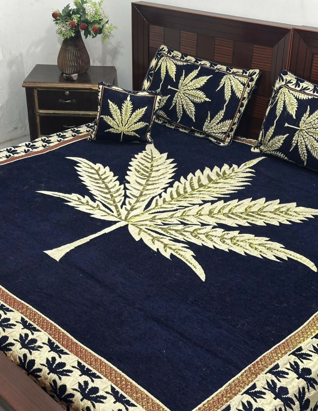 4 PC Velvet Jacquard Bedsheets |For Your Home | Home & Decor | King Size | Brand New