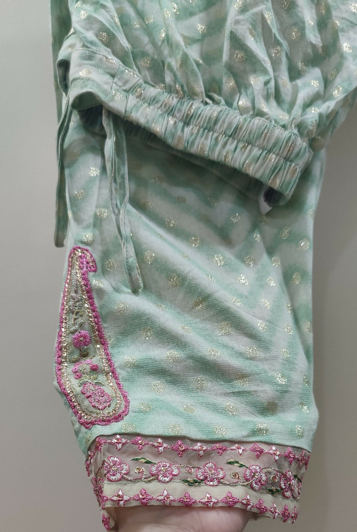 Ethnc | Women Branded Kurta | Light Green | Medium | Worn Once