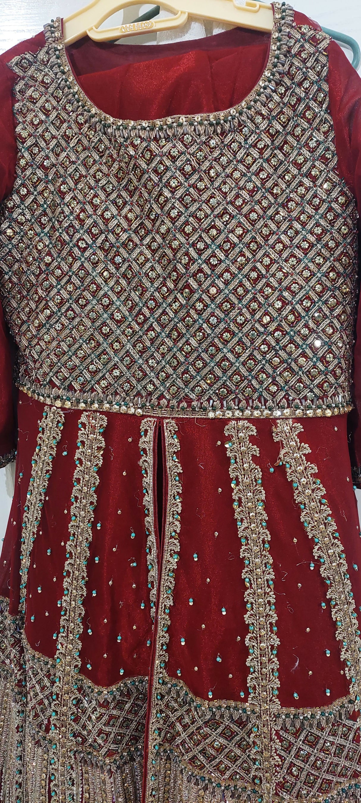 Mohsin & Sons | Women Bridals | Medium | Worn Once
