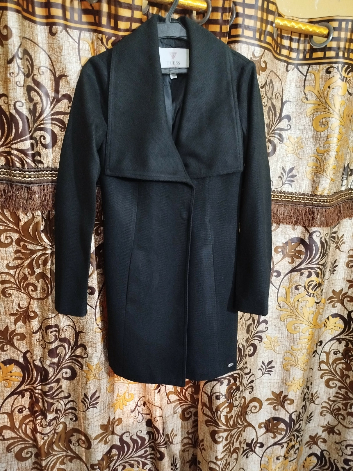 Guess | Women Sweaters & Jackets | Small | Preloved
