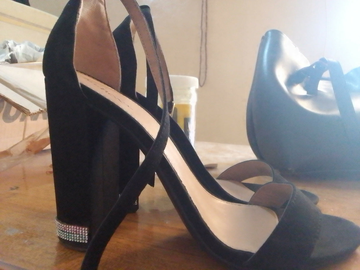 Merona Sandals | Women Shoes | Sandals & Flats | Size: 9 | Worn Once