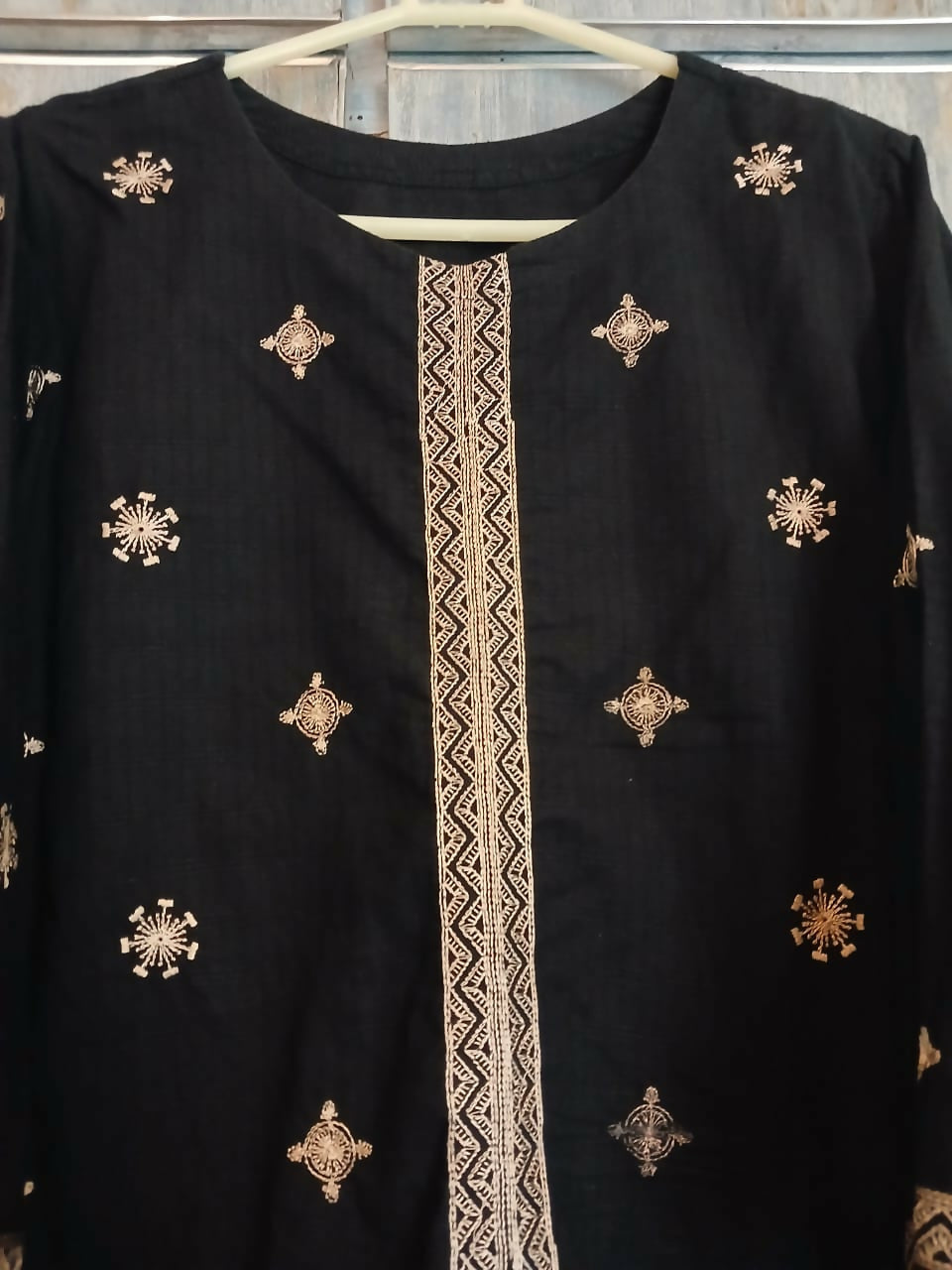 Emberoidered Black Kurta | Women Locally Made Kurta | Small | Worn Once