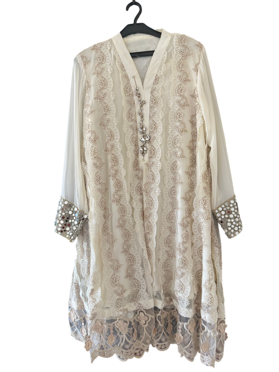 Off White Kameez | Women Locally Made Formals | Medium | Preloved
