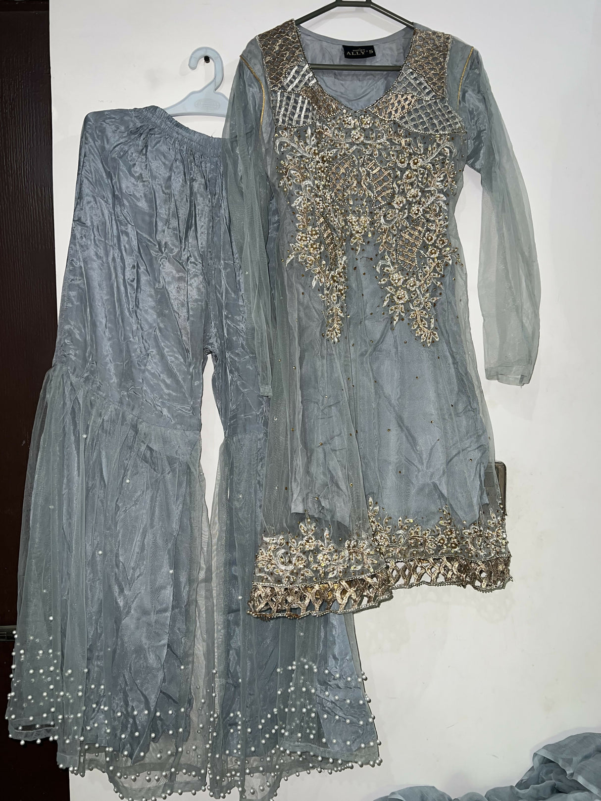 Women Fancy | Women Locally Made Formals | Small | Worn once