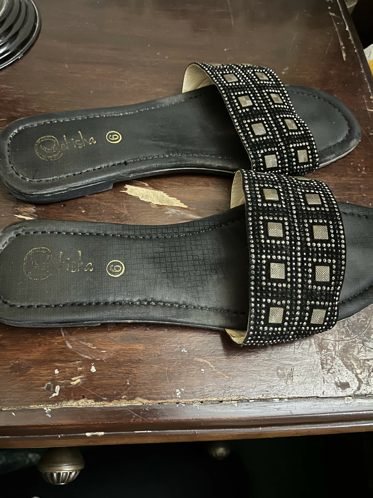 Servis Shoes | Women Shoes | Sandals & Flats | Size: 6 | Worn Once