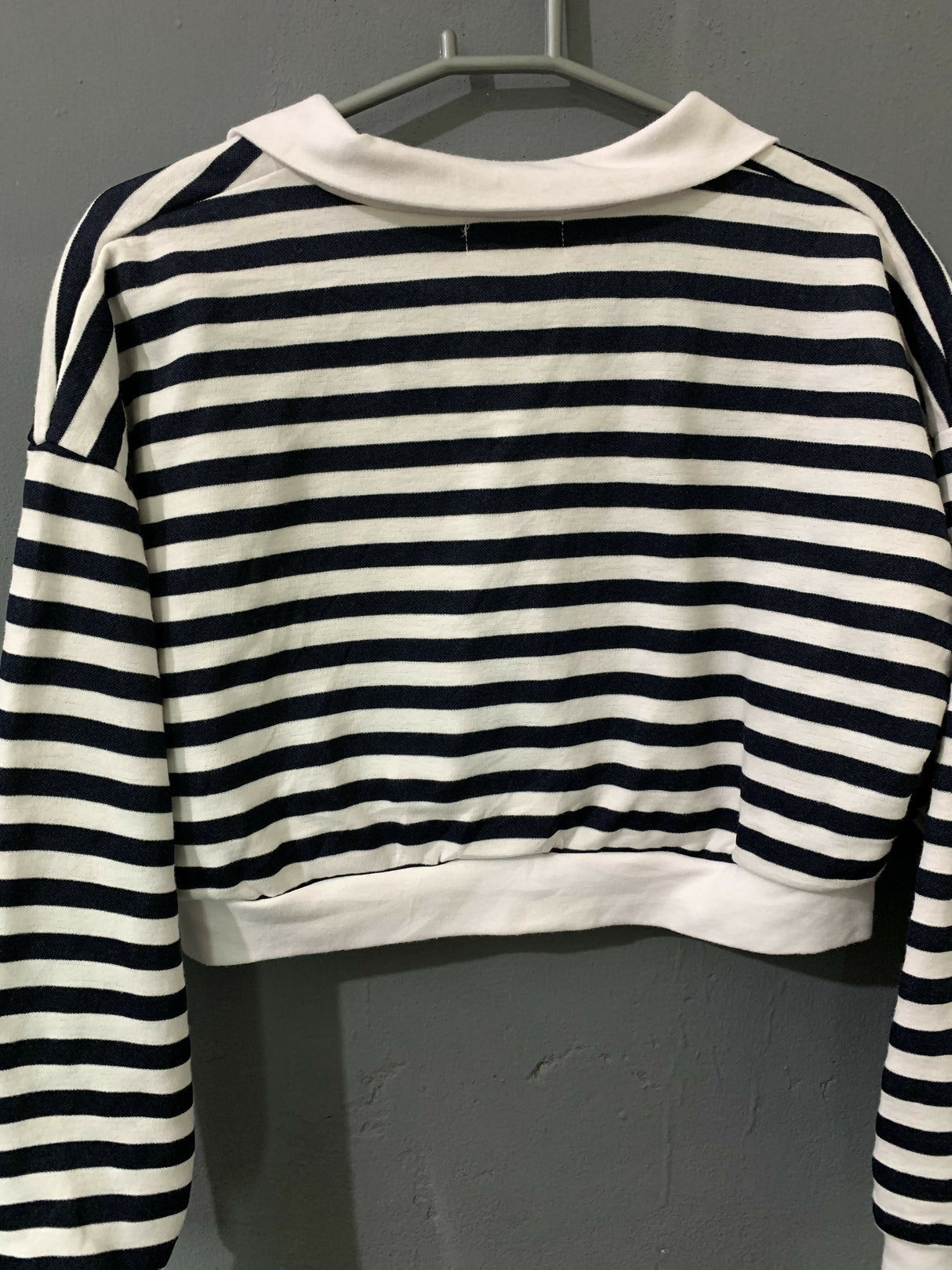 Black & White Crop Top | Women Tops & Shirts | Small | Worn Once