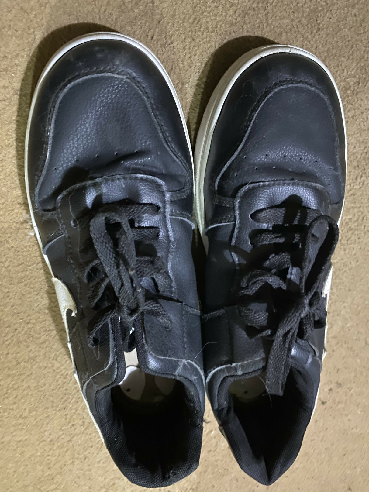 Black & White Shoes | Men Accessories & Footwear | Size: 40 | Preloved