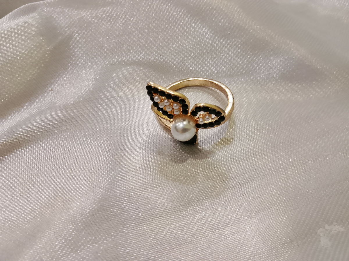 Exquisite Butterfly Ring | Women Jewelry | Rings | Worn Once