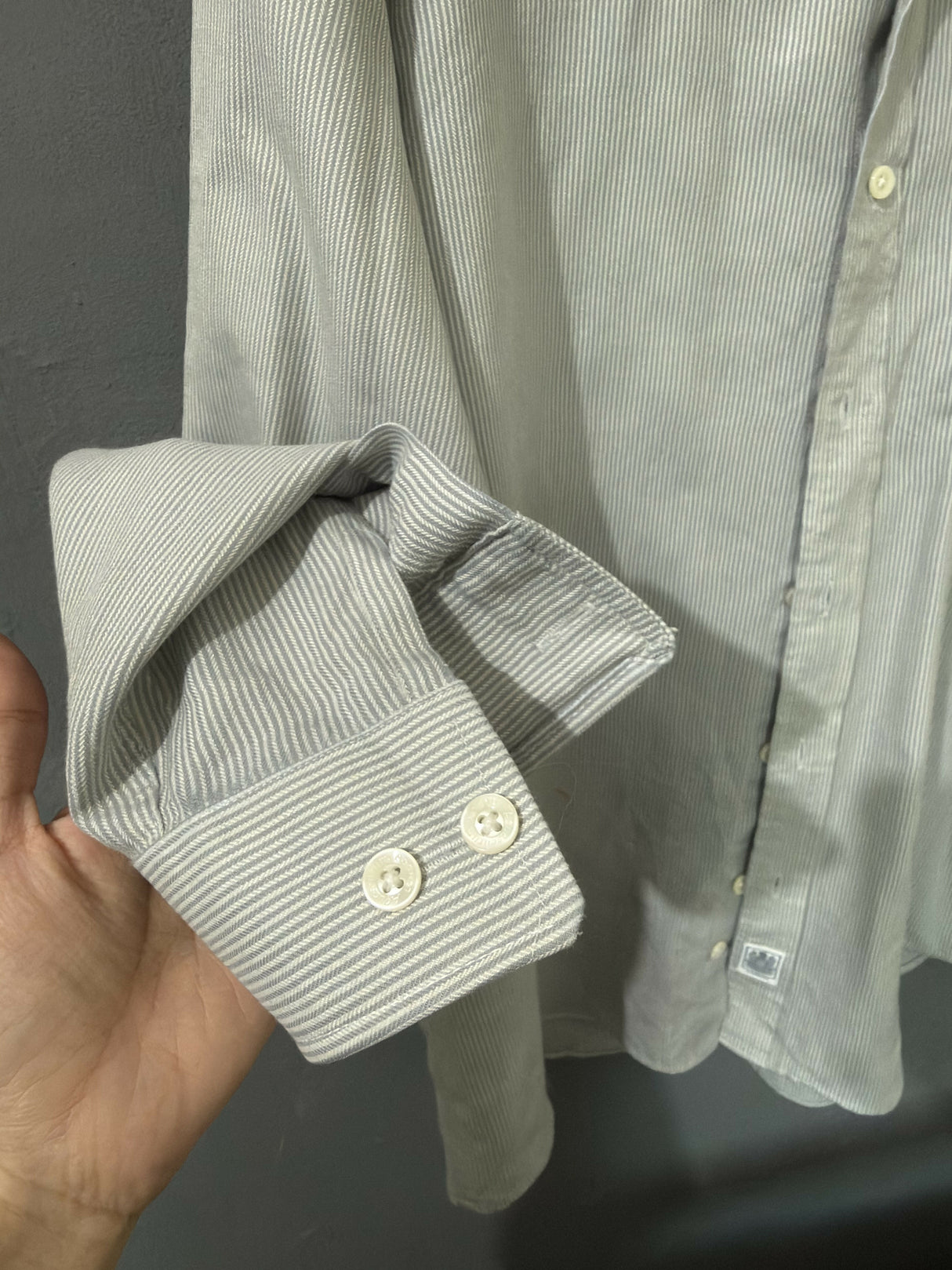 Button Down Shirt | Men Tops & Shirts |Medium | Worn Once
