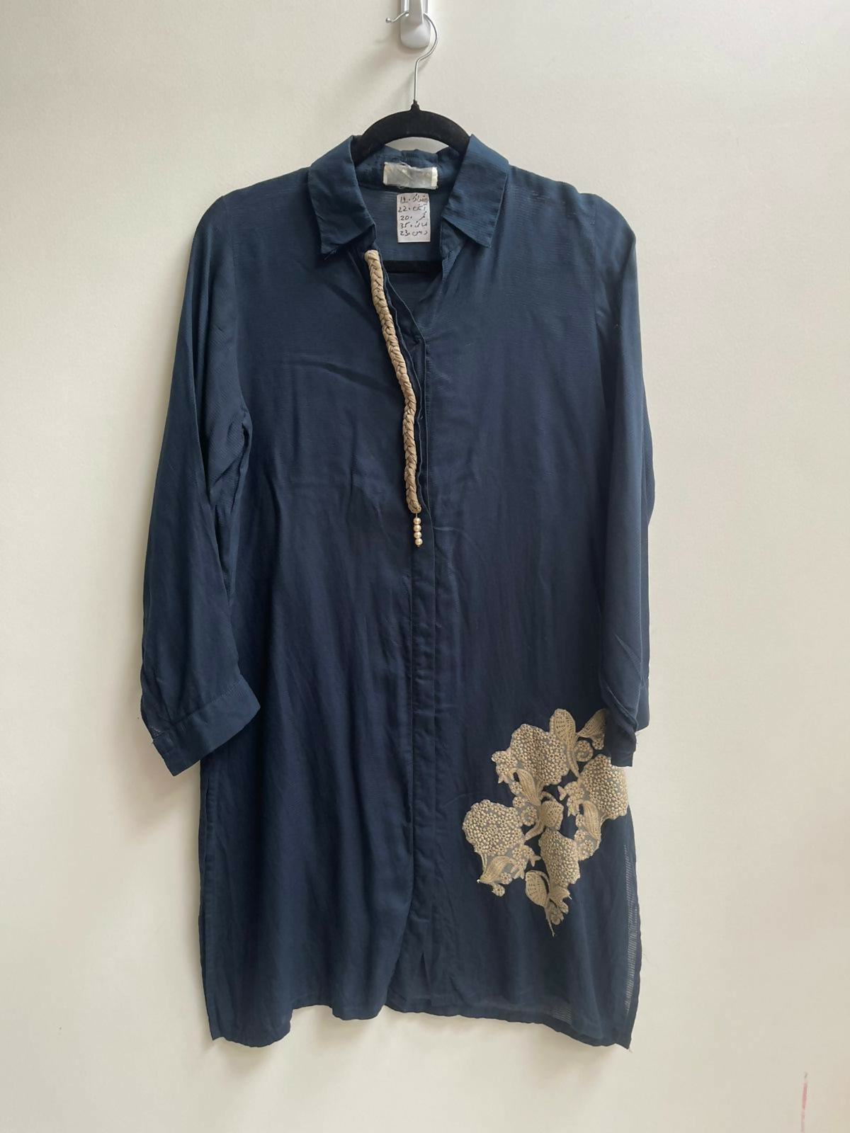 Blue Embroided Patch Kurta | Women Locally Made Kurta | Medium | New