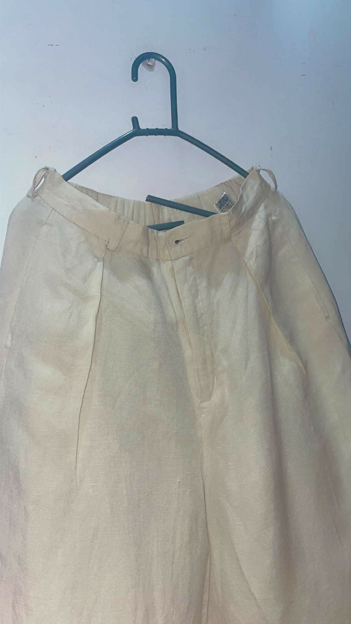 Baggy Pants | Women Bottoms & Pants | Size: 36 | Beige | Preloved