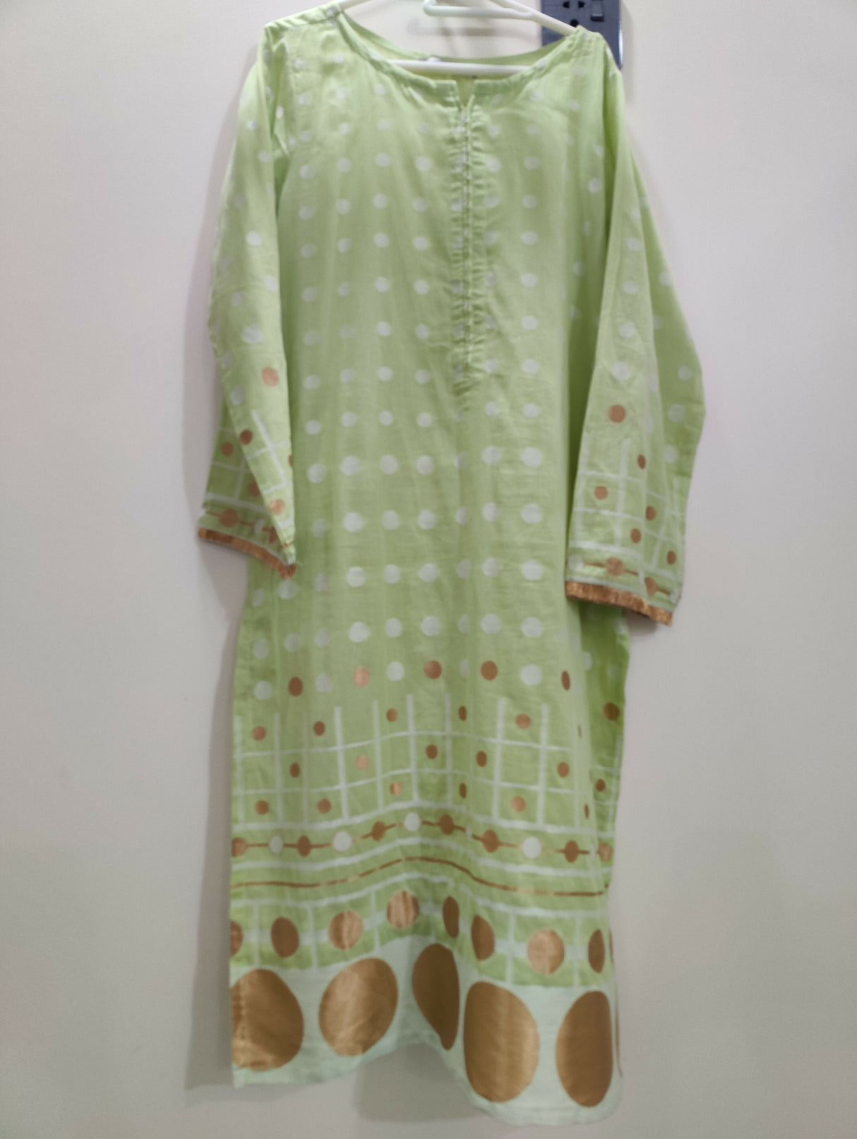 Edenrobe | Women Branded Kurta | Medium | Worn Once
