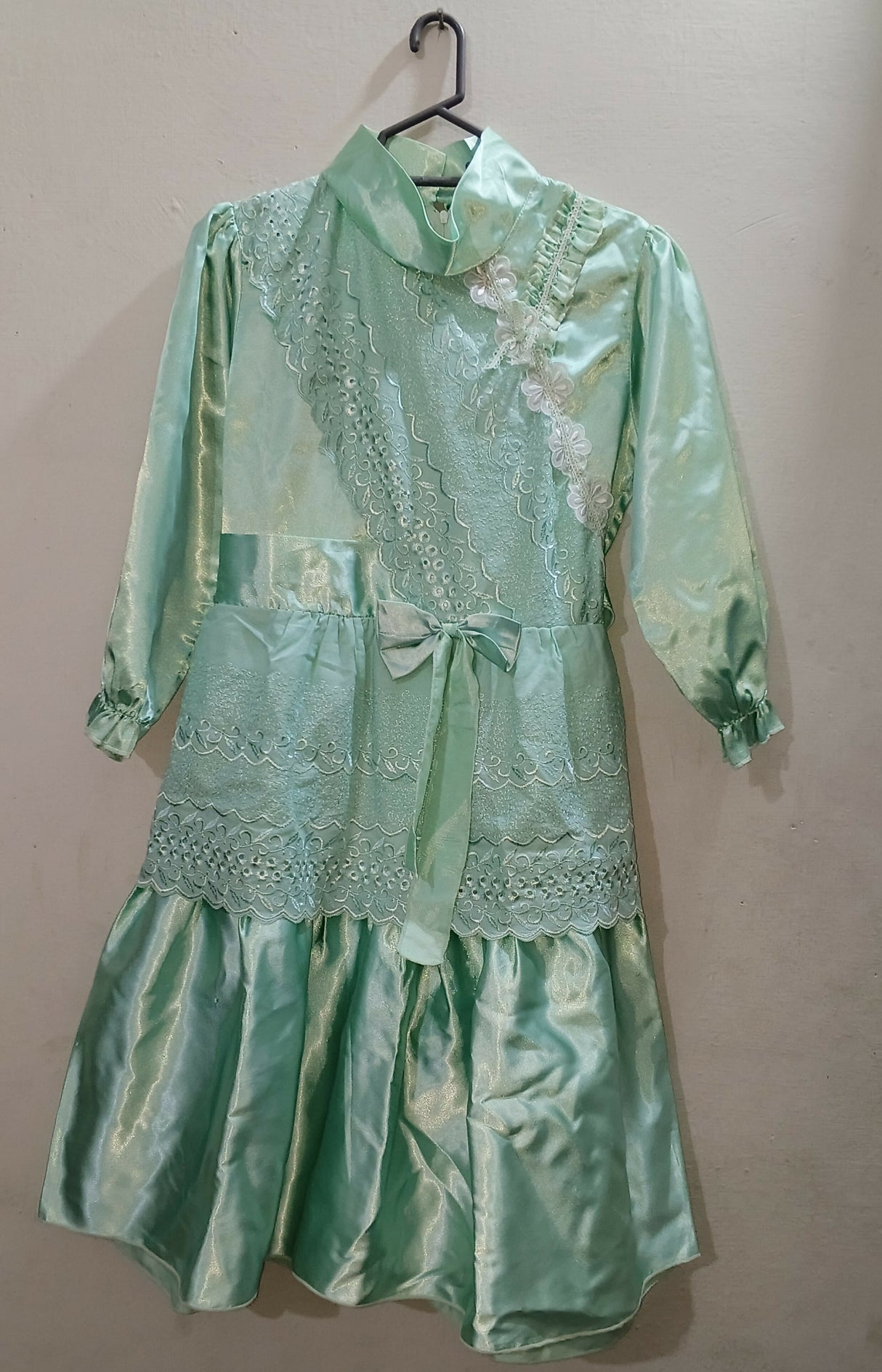 Sea Green Silk Frock | Girls Skirts & Dresses | Size: 6 to 7 Yrs | Preloved
