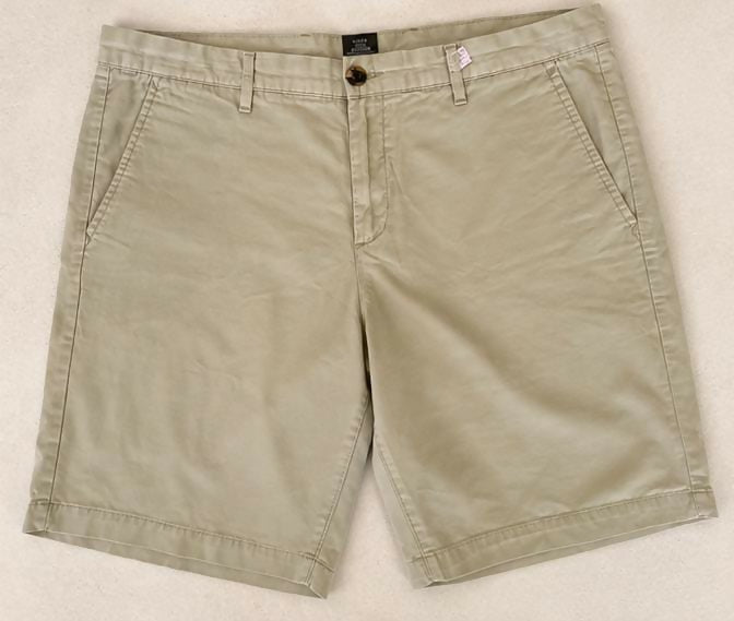Classic Coupe Calssique | Men Jeans & Bottoms | Size:34 | Khaaki | Preloved