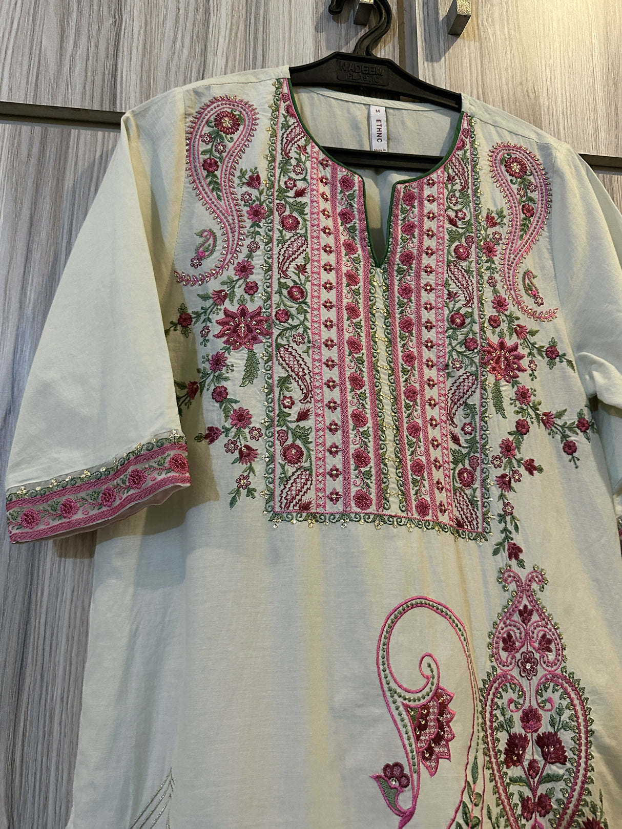 Ethnc | White | Women Branded Kurta | Small | Worn Once