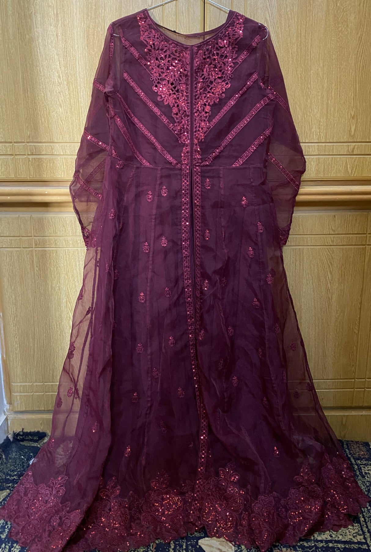 B56ADA7E-FD24-4822-B946-484476117FFA